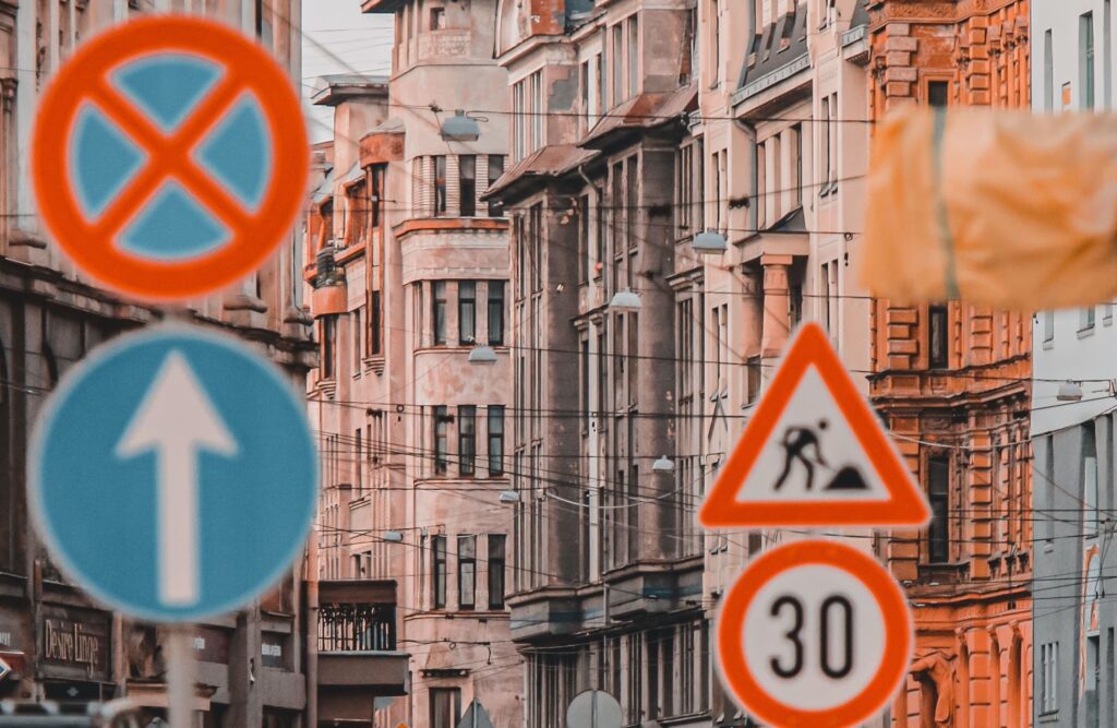 Passer le code de la route en candidat libre : les avantages